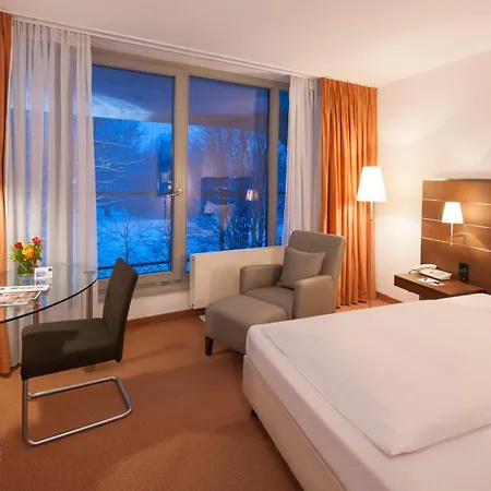 Hotel Dorint An Der Kongresshalle 4*