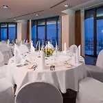 Hotell Dorint An Der Kongresshalle 4*